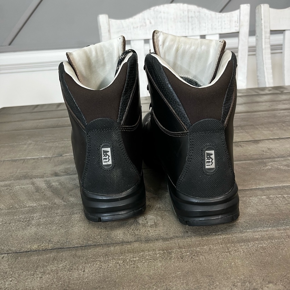 REI Spirit III GTX Gore-Tex Hiking Backpacking Trekking Boots Men's Sz 11 - Picture 4 of 5